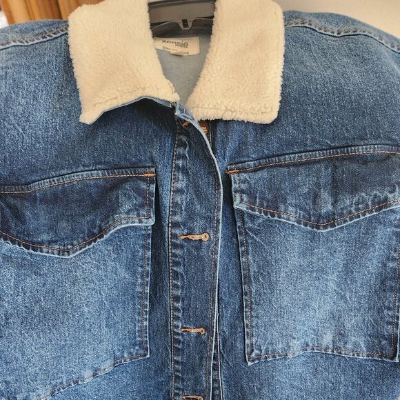 Jean Jacket with Sherpa Collar SIZE XL - Picture 7 of 7